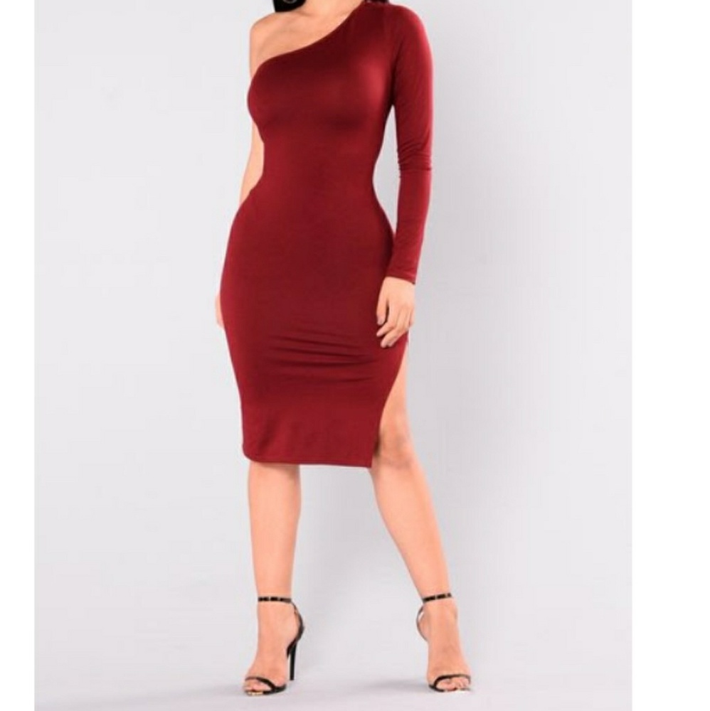 One shoulder dress